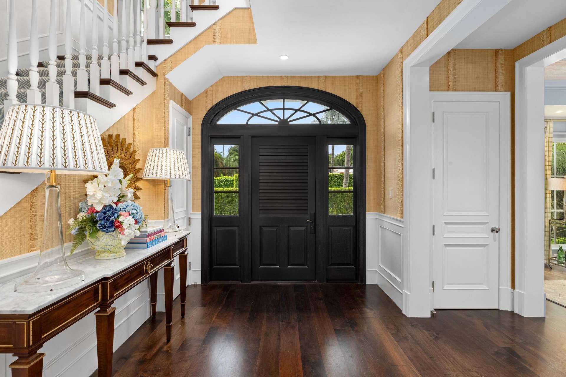 253 Jamaica Lane, Palm Beach, FL 33480 Entry/Foyer