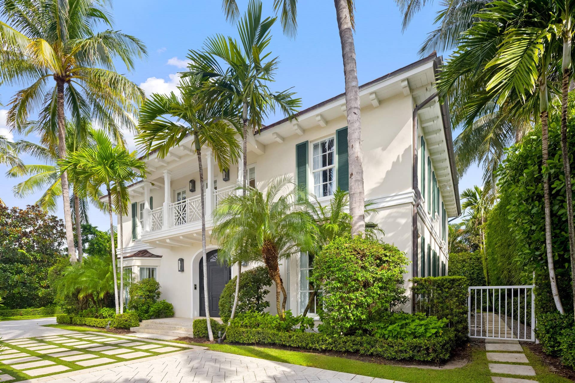 253 Jamaica Lane, Palm Beach, FL 33480 Front