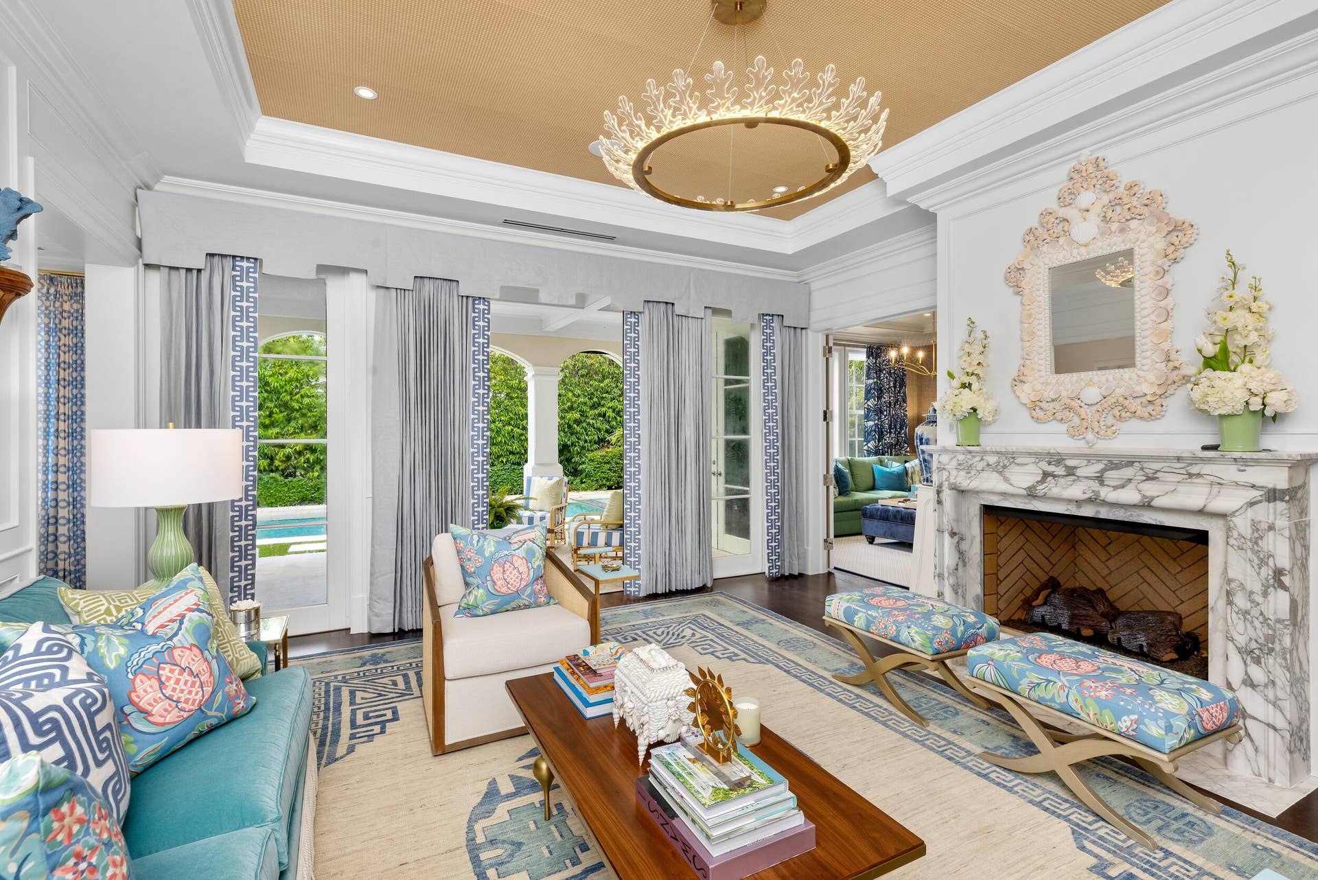253 Jamaica Lane, Palm Beach, FL 33480 Living Room