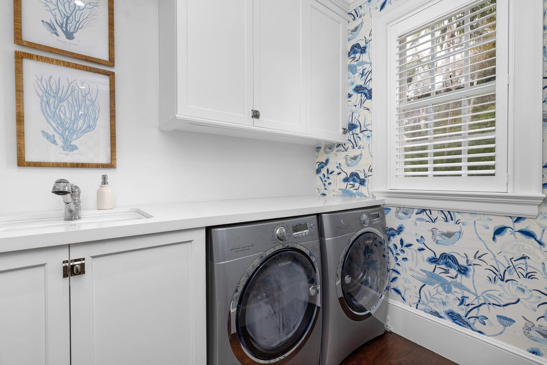253 Jamaica Lane, Palm Beach, FL 33480 Laundry 1