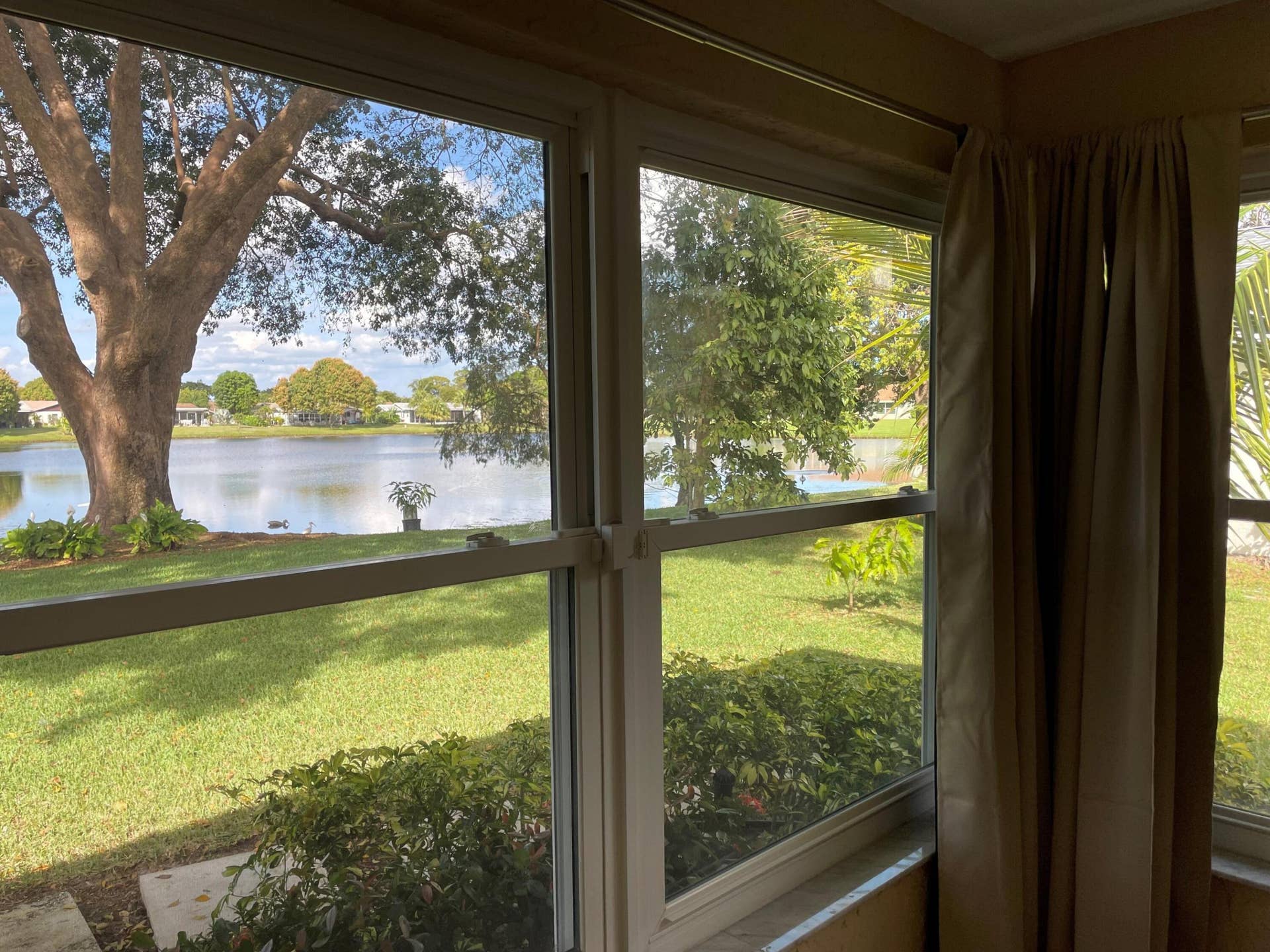 6347 Timberlakes Way, Delray Beach, FL 33484 tim sunroom side