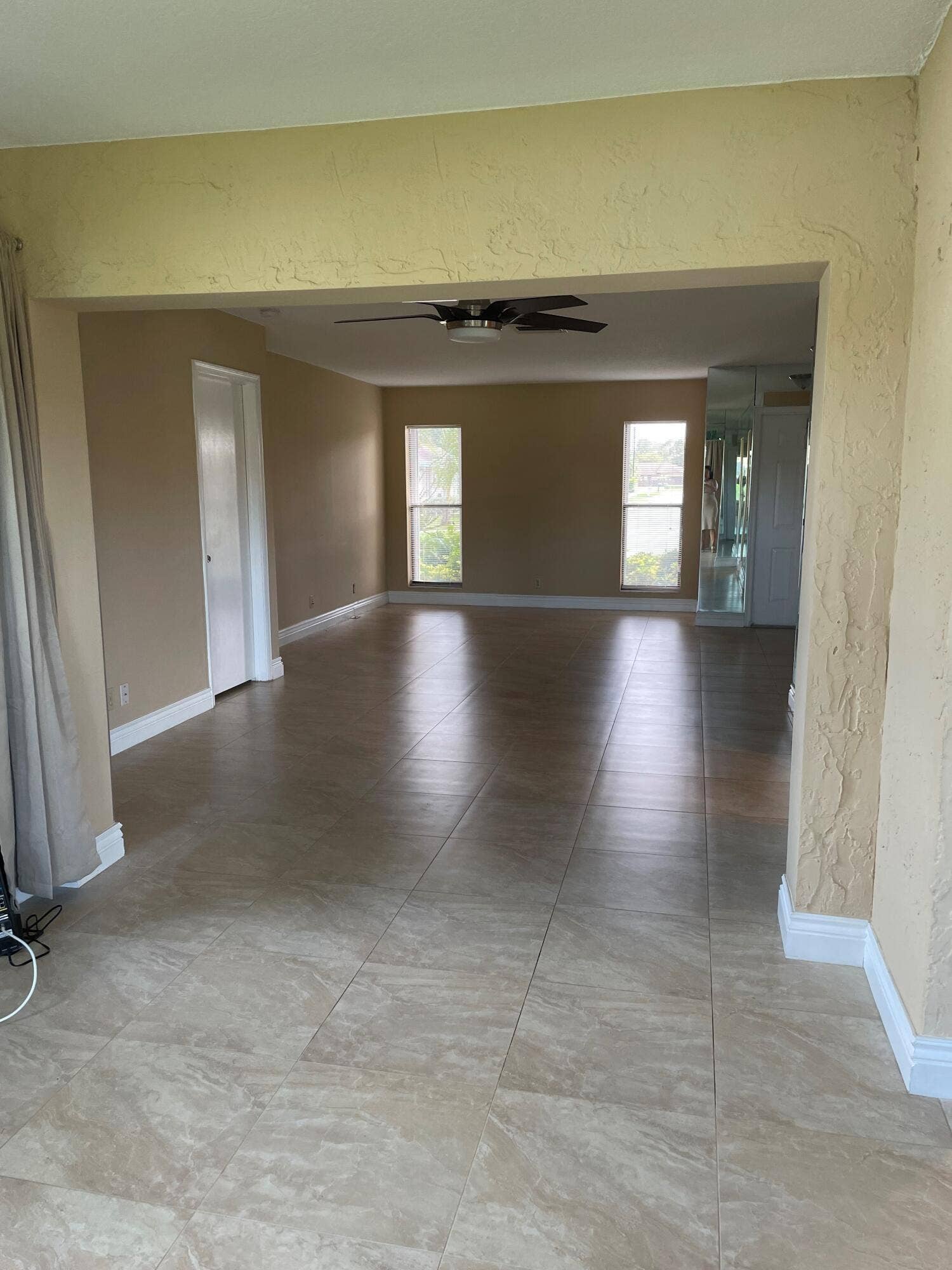 6347 Timberlakes Way, Delray Beach, FL 33484 tim view into living area
