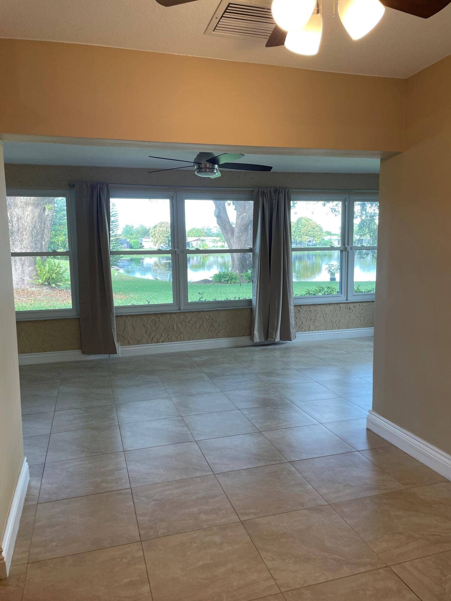 6347 Timberlakes Way, Delray Beach, FL 33484 tim sunroom