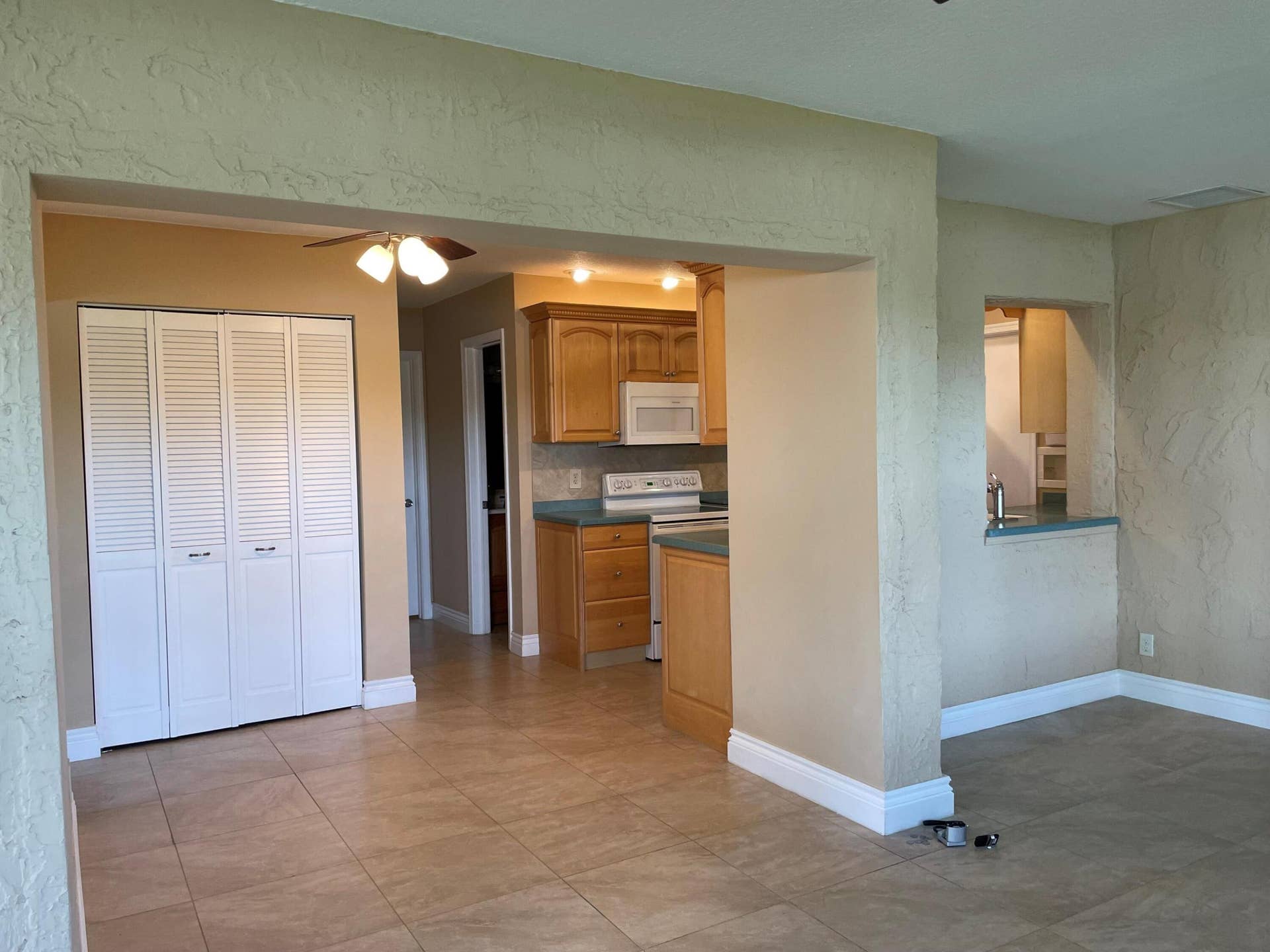 6347 Timberlakes Way, Delray Beach, FL 33484 tim view into pantry and kitchen