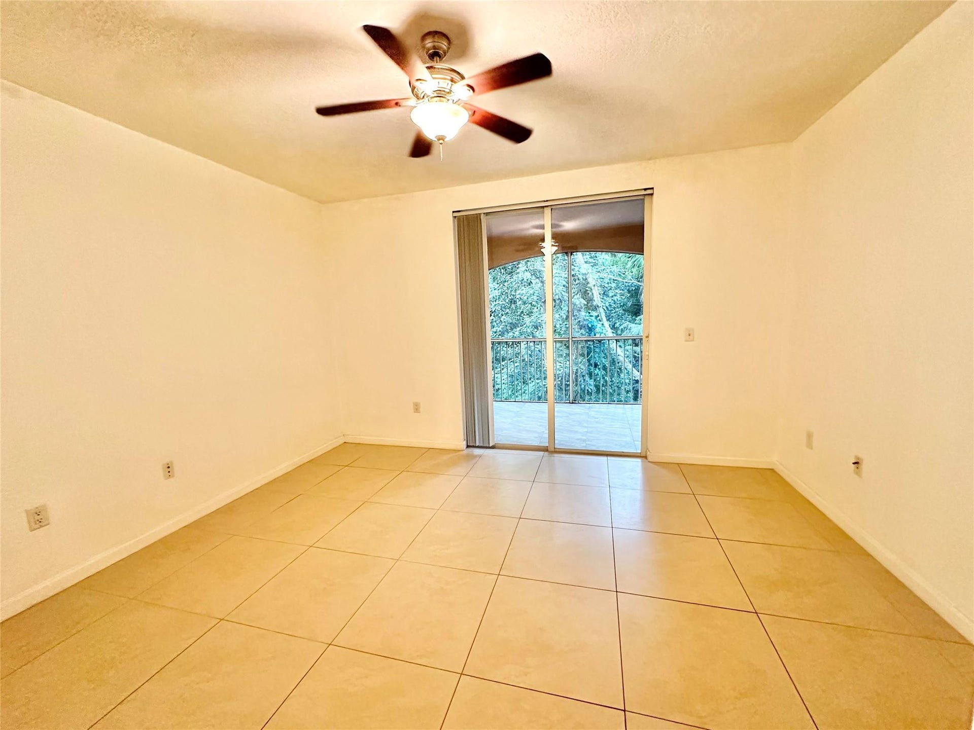 6778 W SAMPLE Road, #6778, Coral Springs, FL 33067 Photo 6
