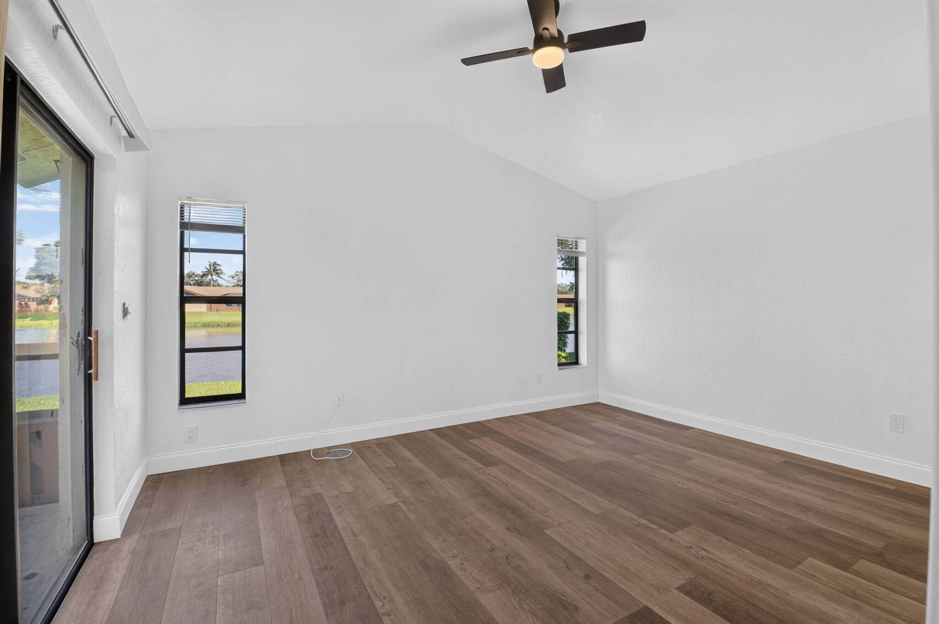 1323 Summit Run Circle, West Palm Beach, FL 33415 24-web-or-mls-DSC_9442