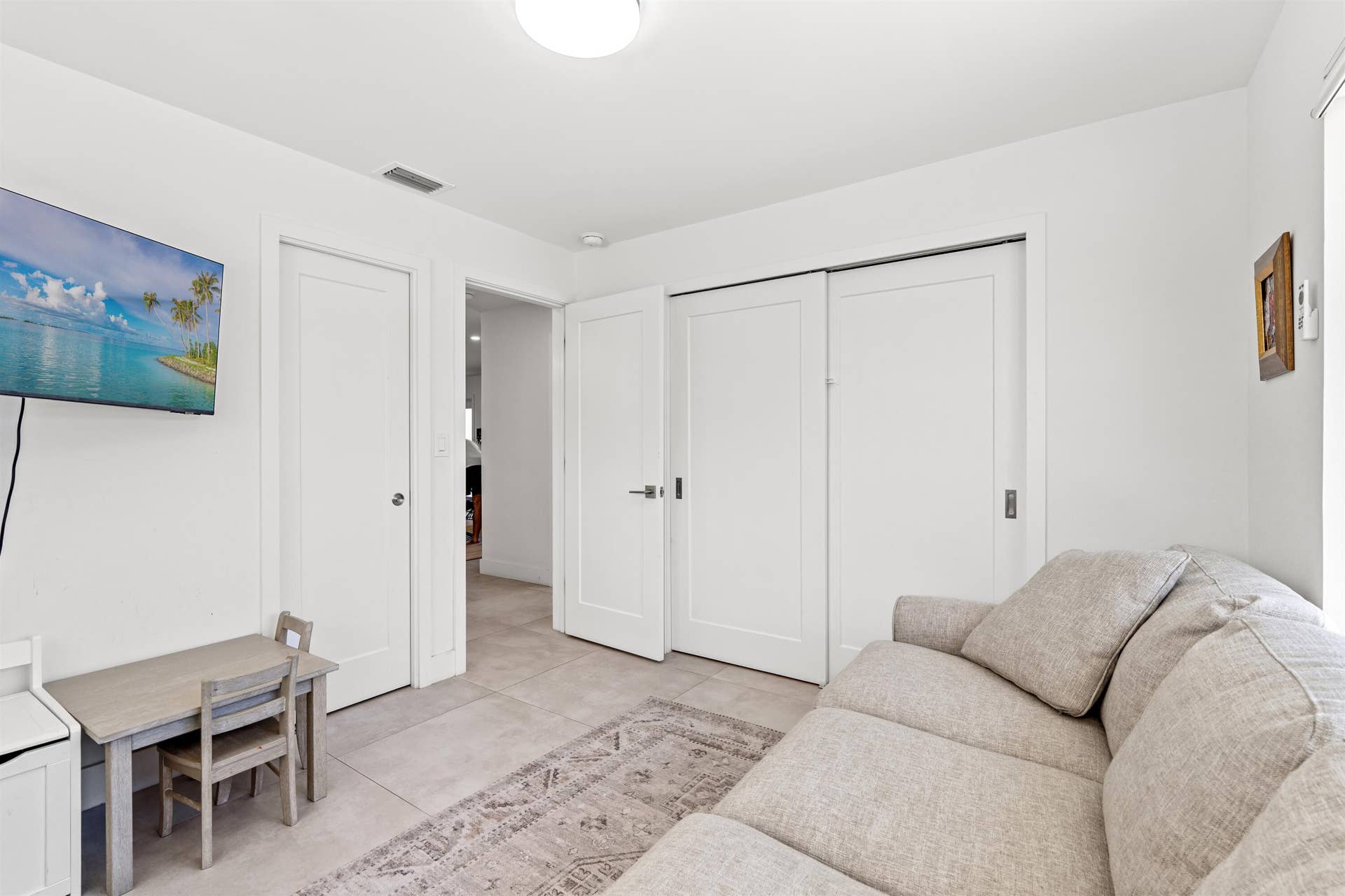 120 SE 12th Court, Pompano Beach, FL 33060 BEDROOM_2_ANGLE_OUT