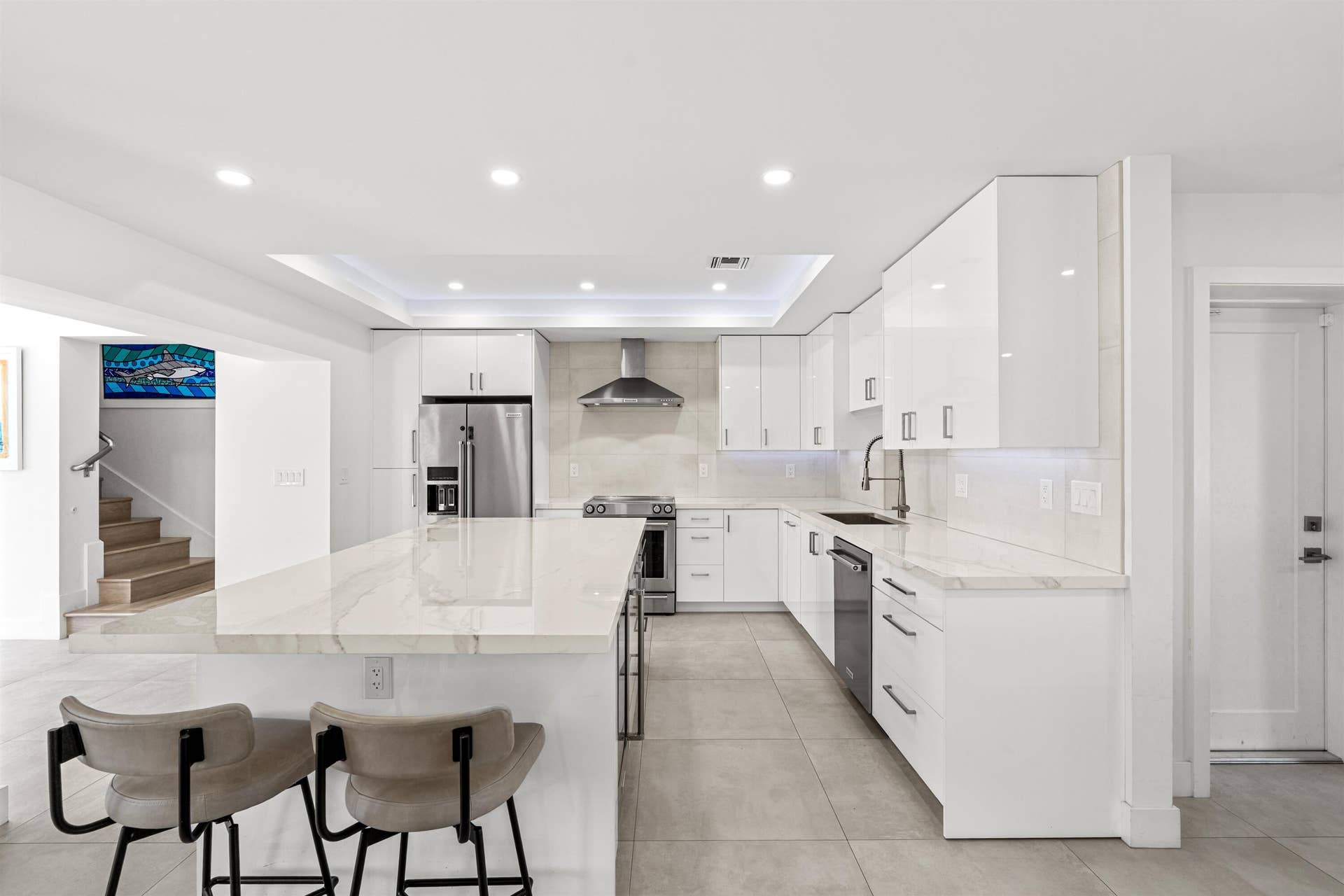 120 SE 12th Court, Pompano Beach, FL 33060 KITCHEN_STRAIGHT_LEFT