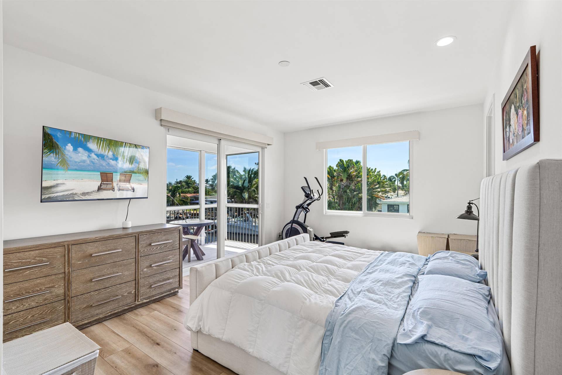 120 SE 12th Court, Pompano Beach, FL 33060 PRIMARY_BEDROOM_ANGLE_LEFT