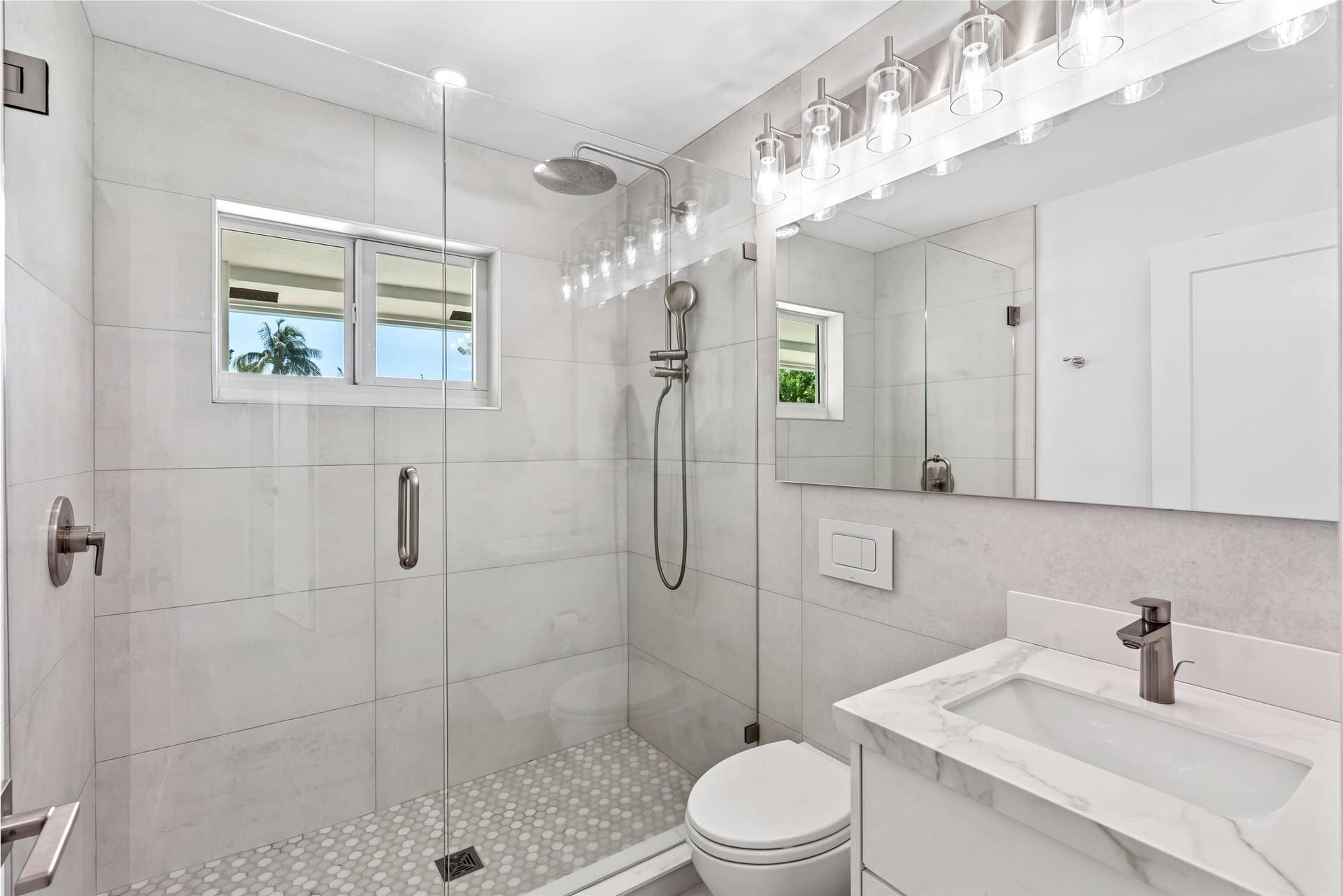120 SE 12th Court, Pompano Beach, FL 33060 BATHROOM_1