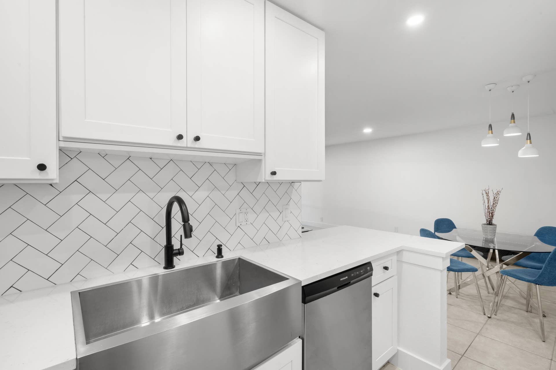 119 NE 19th Court, #G216, Wilton Manors, FL 33305 DSC05468