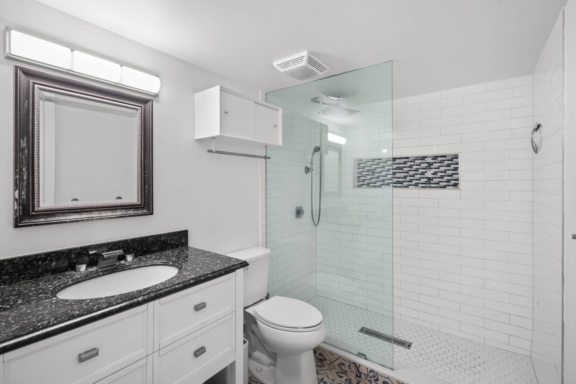 119 NE 19th Court, #G216, Wilton Manors, FL 33305 DSC05523