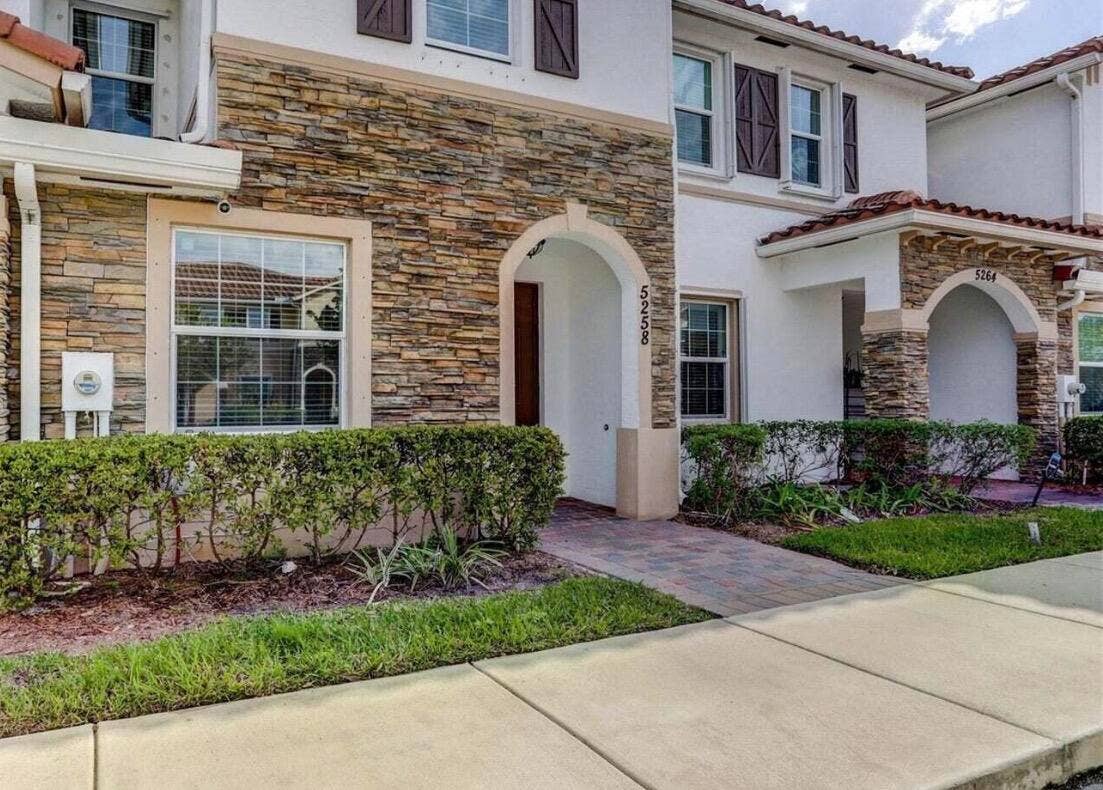 5258 Ashley River Road, West Palm Beach, West Palm Beach, FL 33417 IMG_1391