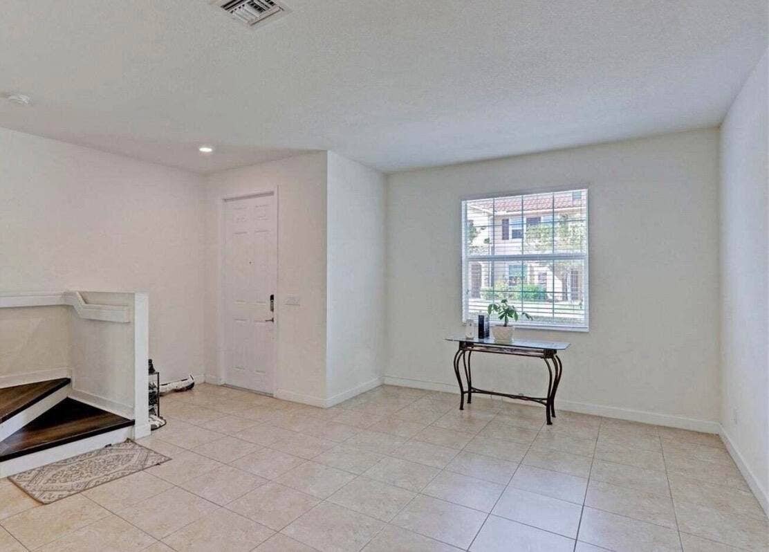5258 Ashley River Road, West Palm Beach, West Palm Beach, FL 33417 IMG_1388