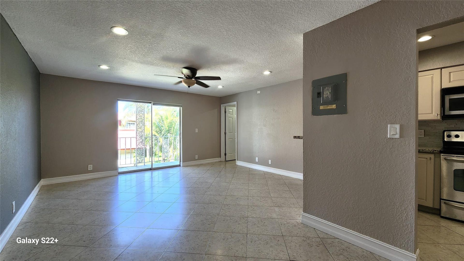 501 SE 8th Street, Deerfield Beach, FL 33441 Photo 8
