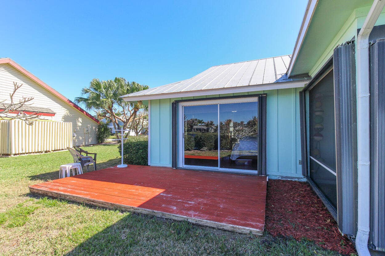 10691 SE JUPITER NARROWS Drive, Hobe Sound, FL 33455 Leth Exterior Back 3