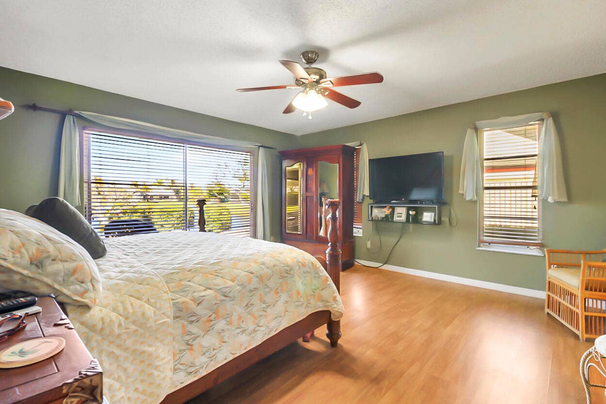 10691 SE JUPITER NARROWS Drive, Hobe Sound, FL 33455 M Bed 1