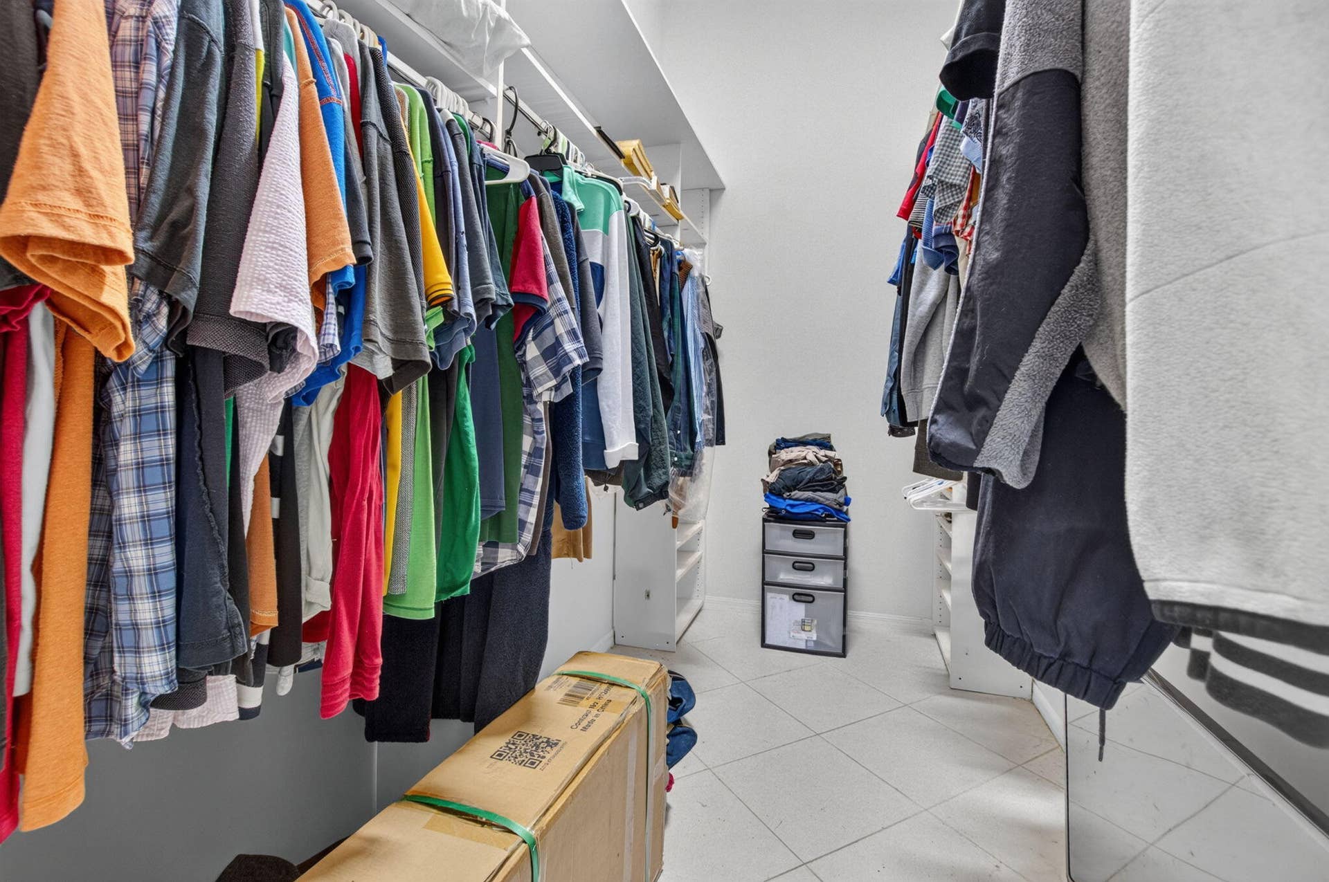 7299 Vía Genova, Delray Beach, FL 33446 walk in closet - primary bedroom