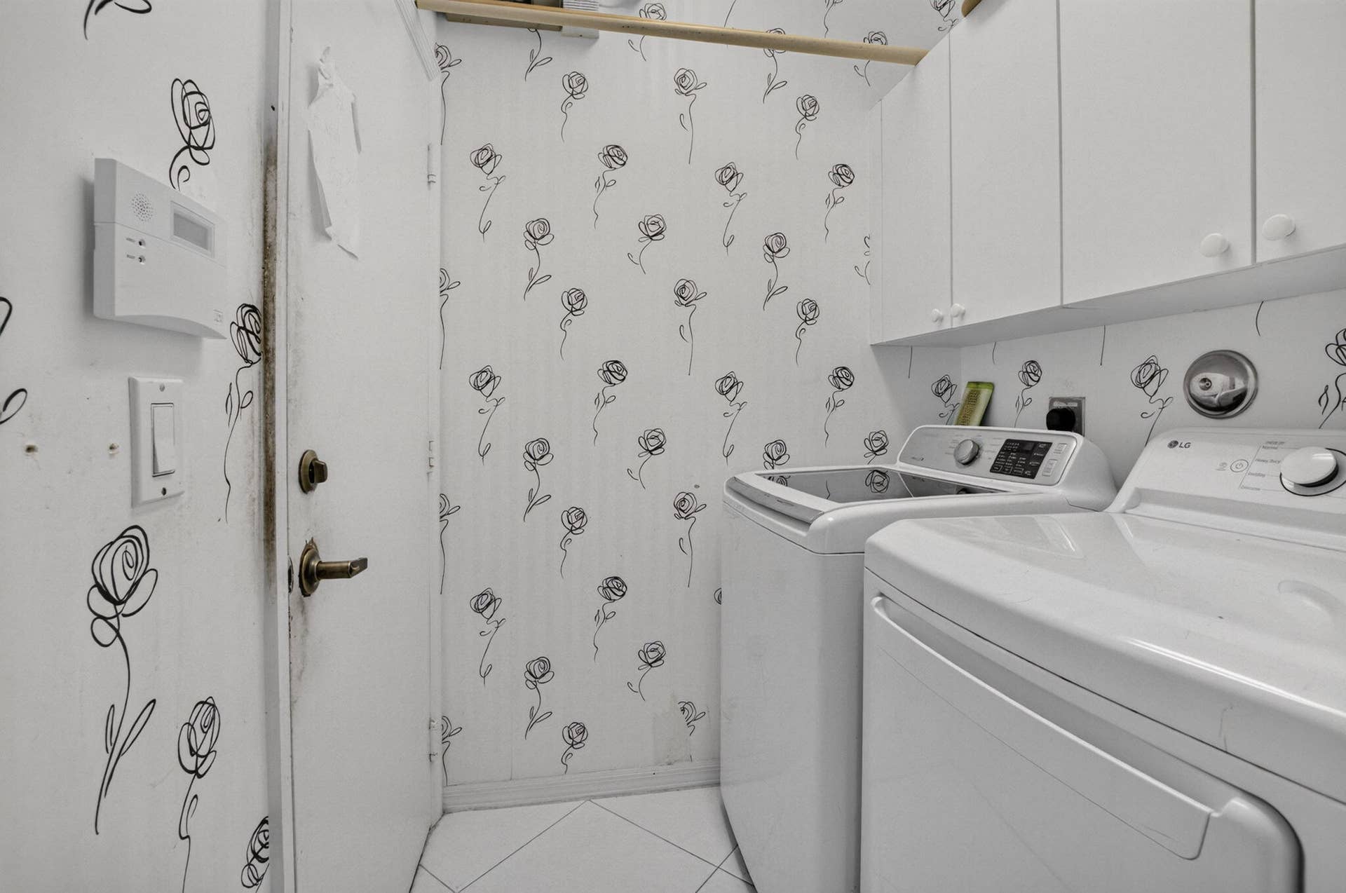 7299 Vía Genova, Delray Beach, FL 33446 Laundry area