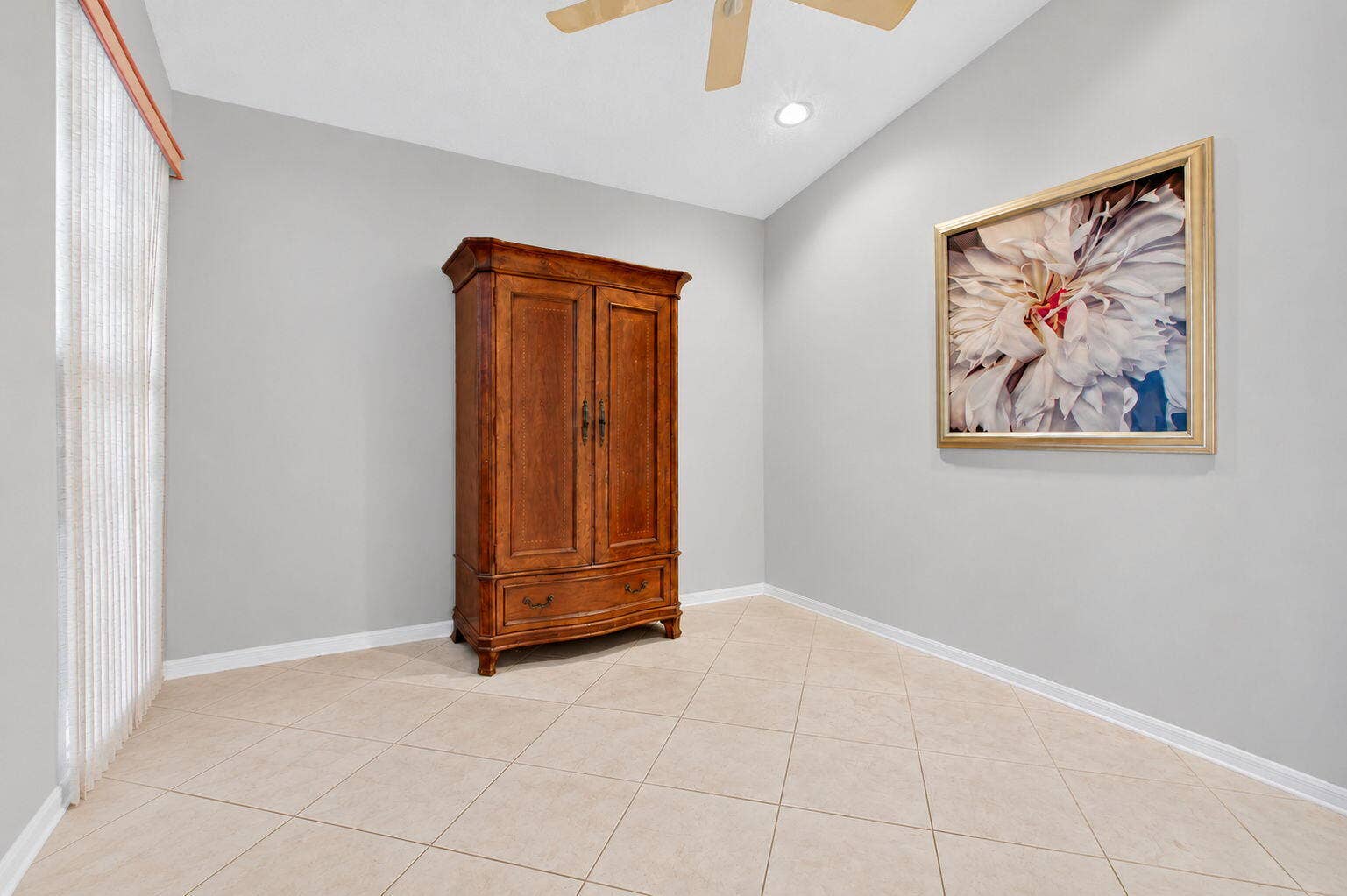 7299 Vía Genova, Delray Beach, FL 33446 Den/office - with closet