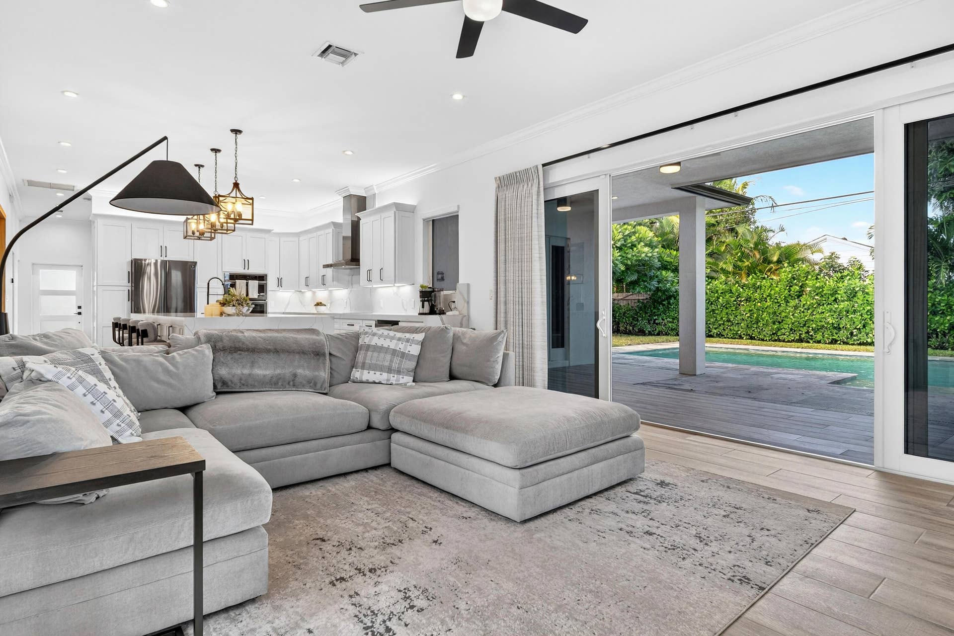 301 Pilgrim Road, West Palm Beach, FL 33405 301-PILGRIM-ROAD-33401-028