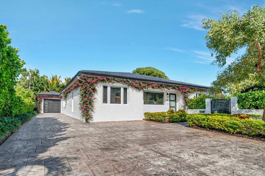 Property photo for 301 PILGRIM Road, West Palm Beach, FL