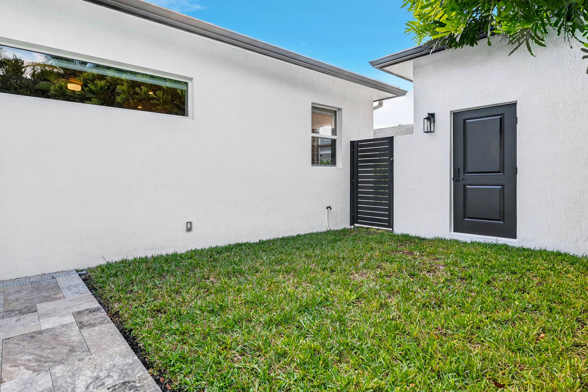 301 Pilgrim Road, West Palm Beach, FL 33405 301-PILGRIM-ROAD-33401-058