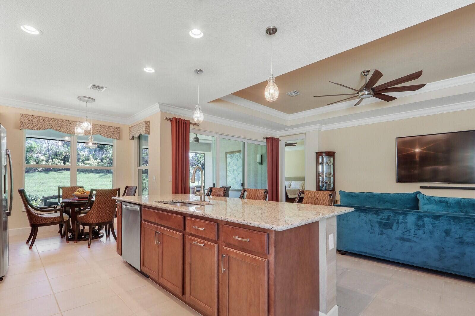 11917 SW SEAHORSE SPRINGS Terrace, Port St Lucie, FL 34987 22_IMG_33832_mls