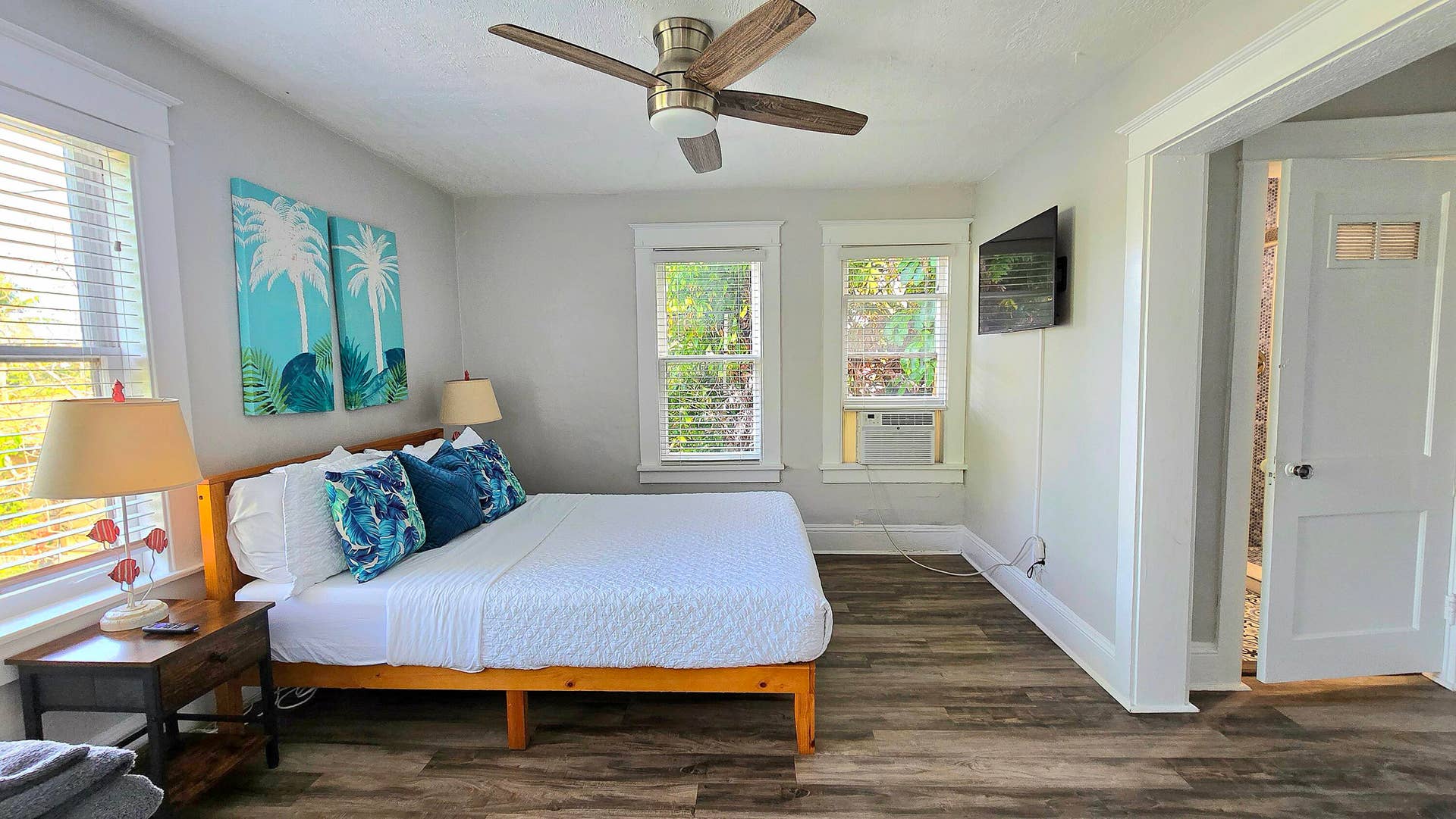 219 S 17TH Avenue S, Lake Worth Beach, FL 33460 20260713_172557