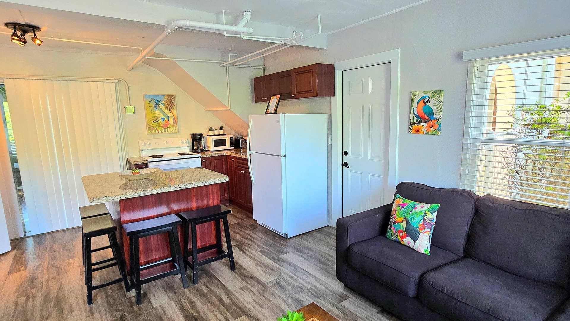 219 S 17TH Avenue S, Lake Worth Beach, FL 33460 20260713_173112