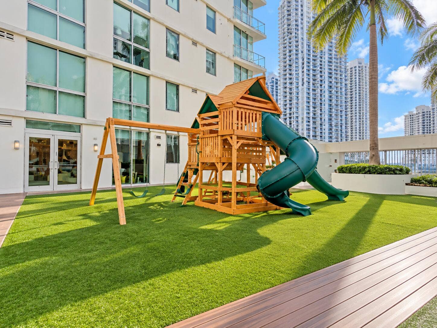 92 SW 3rd Street, #4006, Miami, Miami, FL 33130 Building amenities (6)