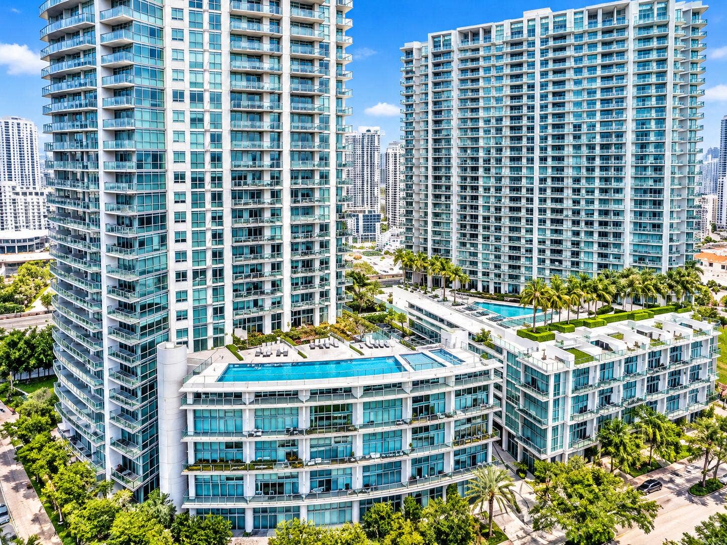92 SW 3rd Street, #4006, Miami, Miami, FL 33130 Building Mint (3)