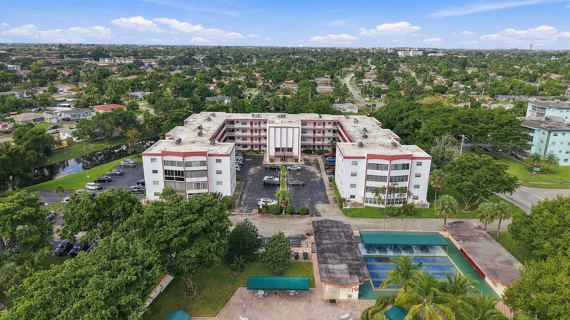 4000 NW 44TH Avenue, #208, Lauderdale Lakes, FL 33319 Aerial View