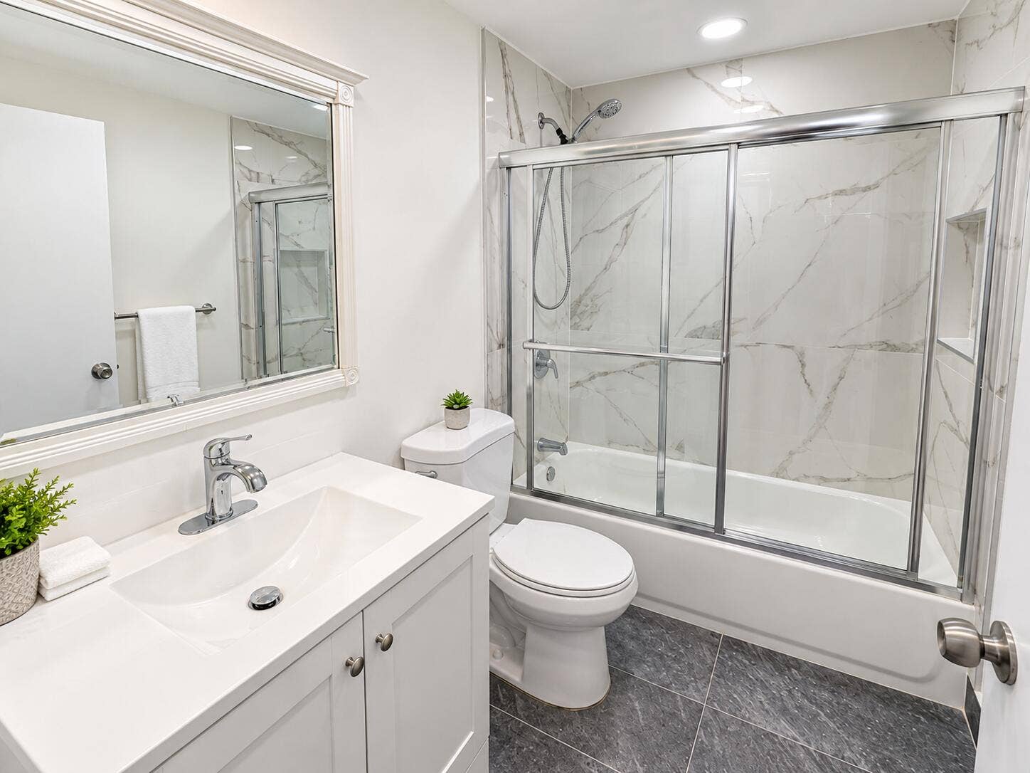 Boca Raton, Boca Raton, FL 33428 Bright Modern Bathroom Interior