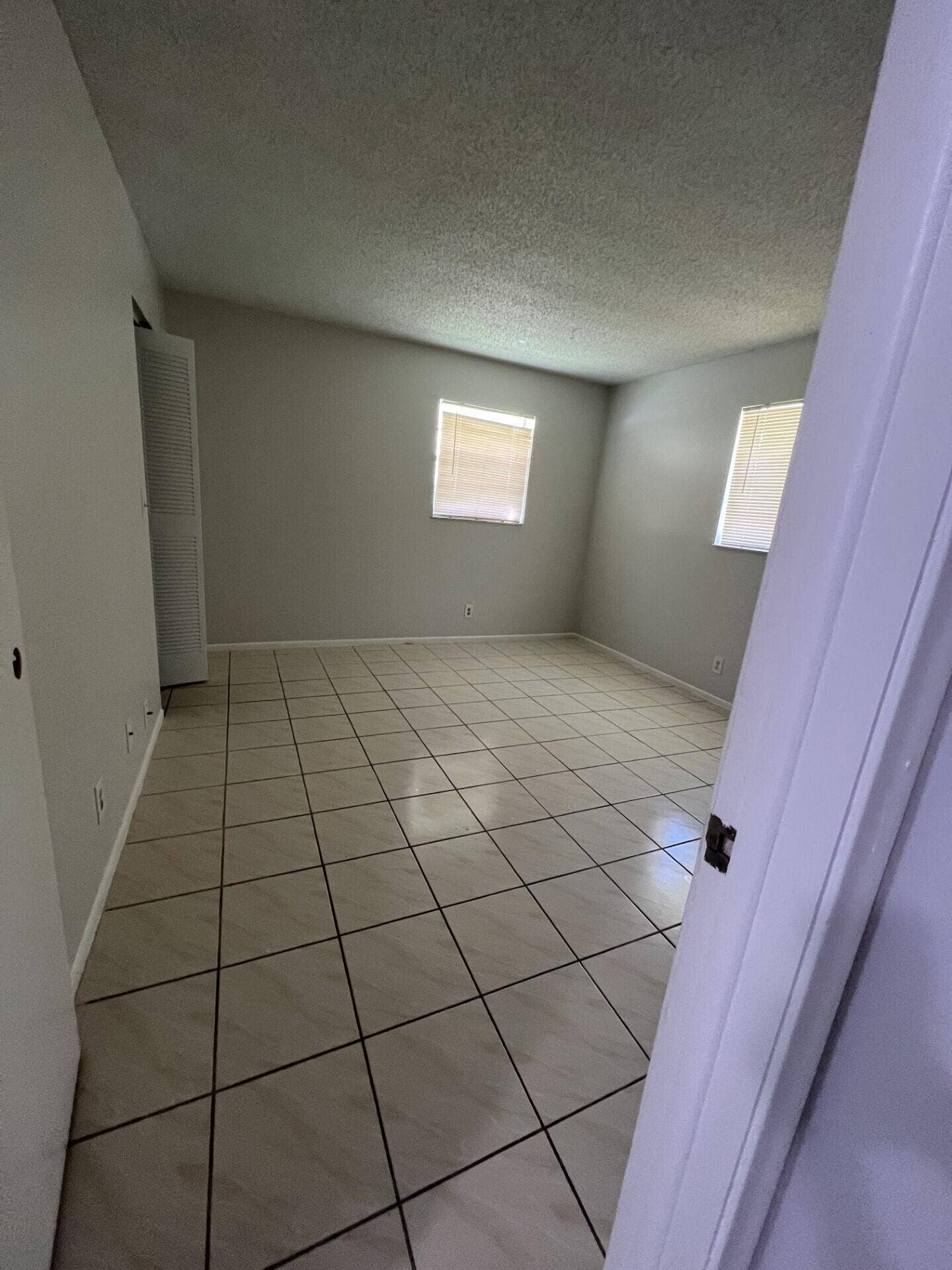 2759 Ponce De Leon Boulevard, Delray Beach, FL 33445 primary bedroom