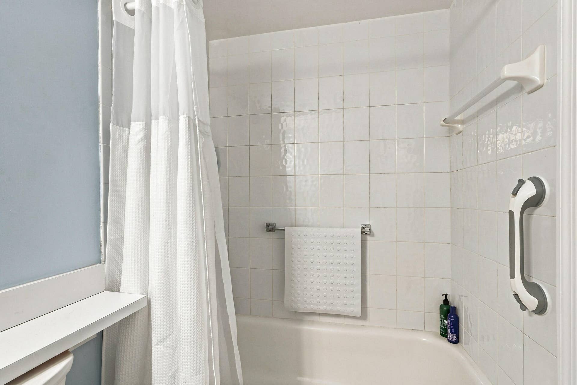80 NORWICH D, West Palm Beach, FL 33417 Primary Bathroom