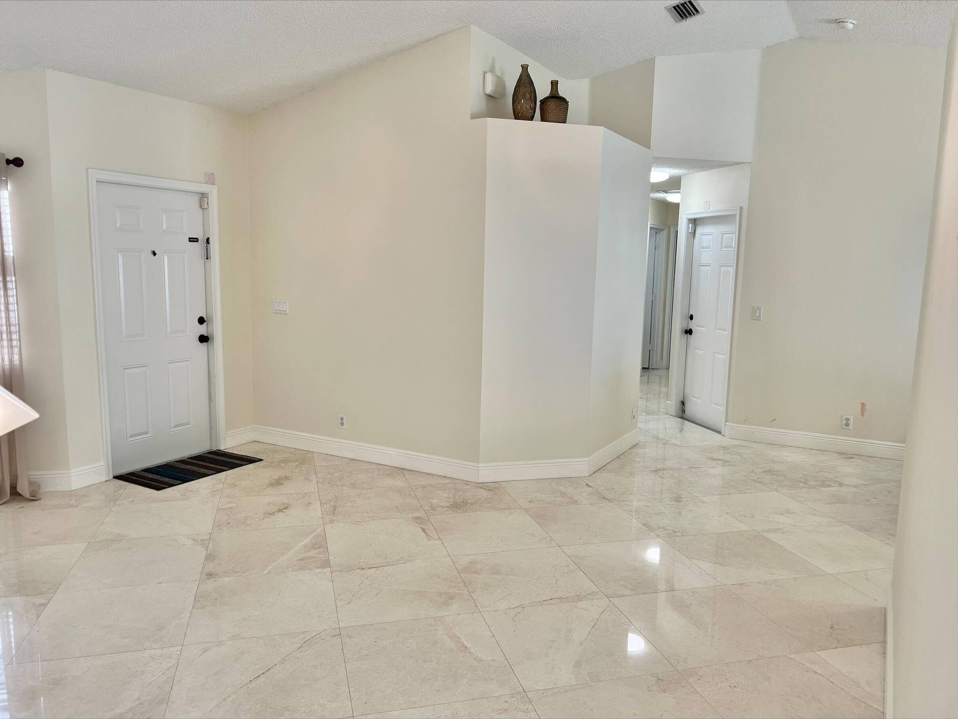 6129 Adriatic Way, #6129, West Palm Beach, FL 33413 Entrance