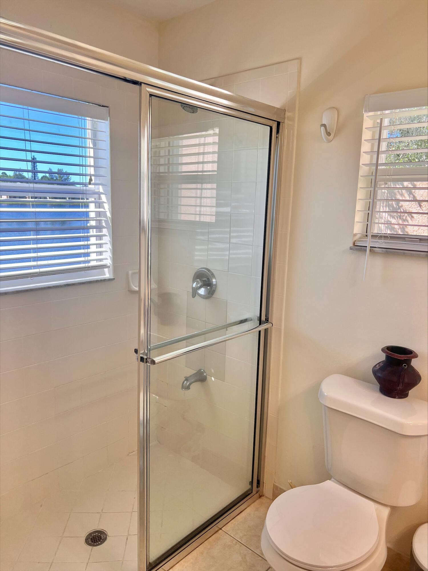 6129 Adriatic Way, #6129, West Palm Beach, FL 33413 Bath I
