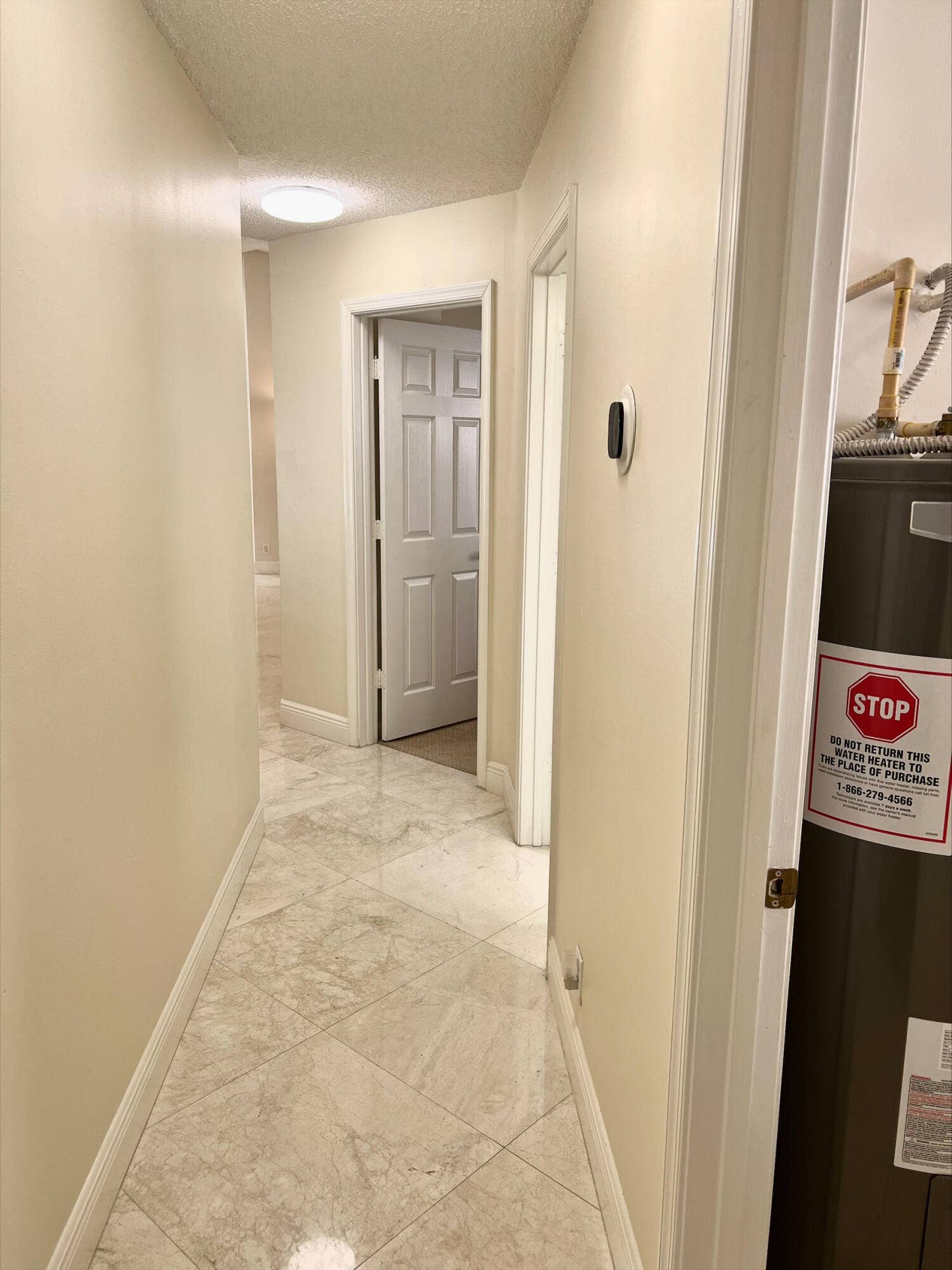 6129 Adriatic Way, #6129, West Palm Beach, FL 33413 Hallway II