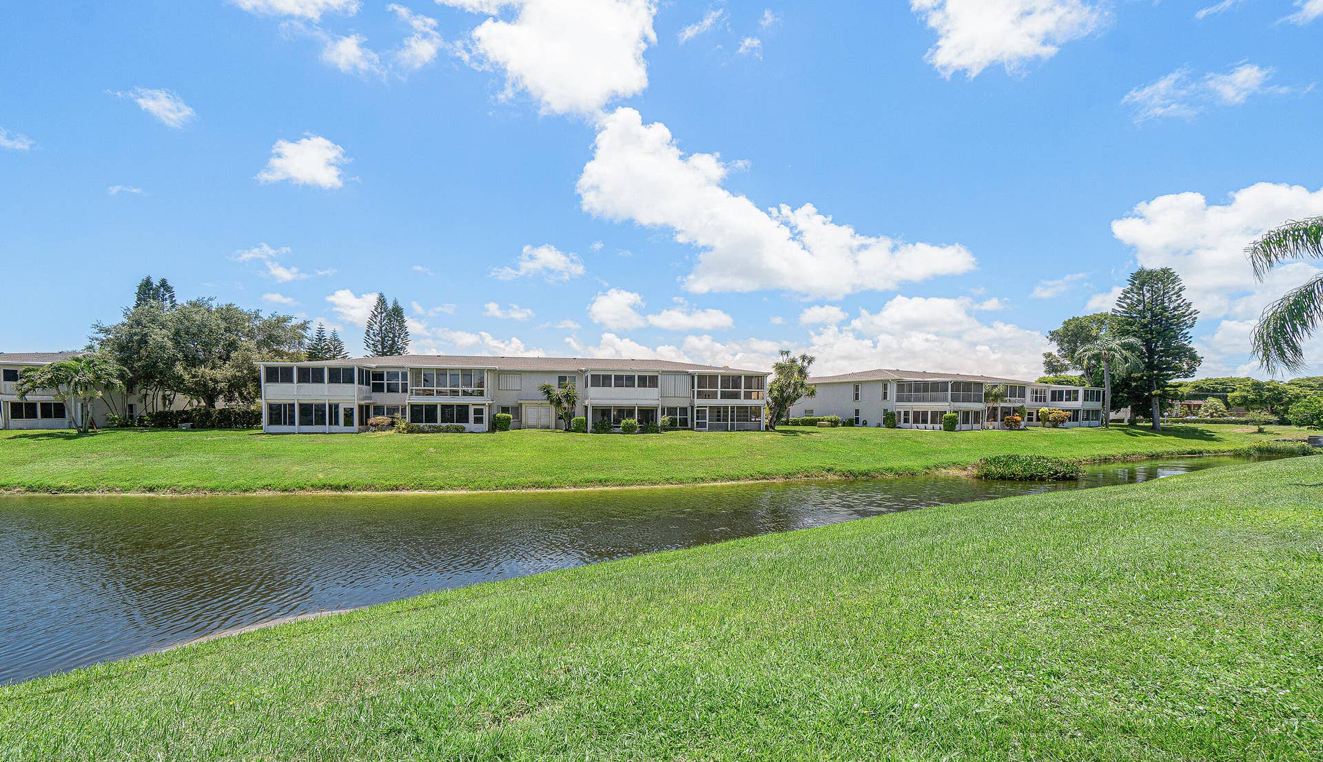 2830 SW 13th Street, #101, Delray Beach, FL 33445 26-2830 SW 13th Street 101