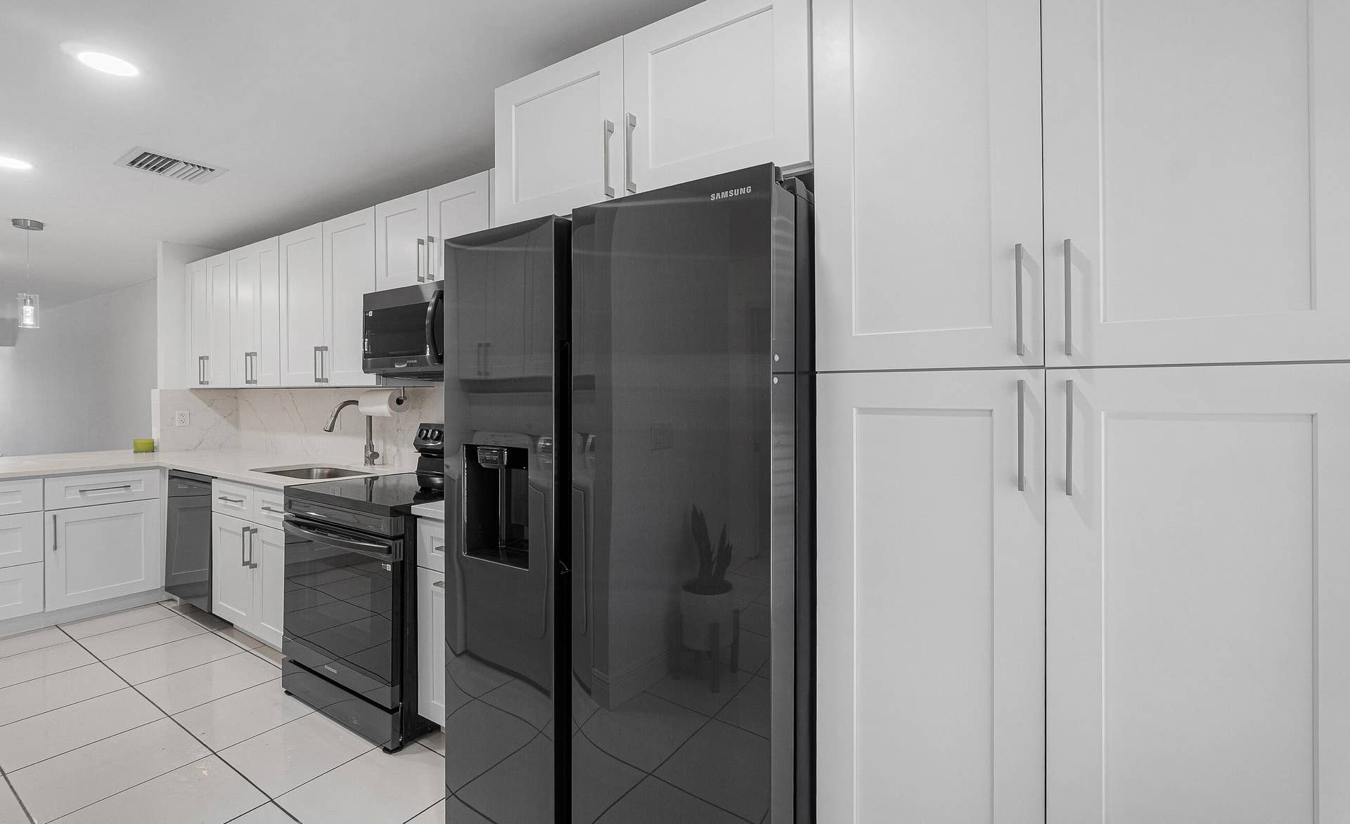 2830 SW 13th Street, #101, Delray Beach, FL 33445 03-2830 SW 13th Street 101