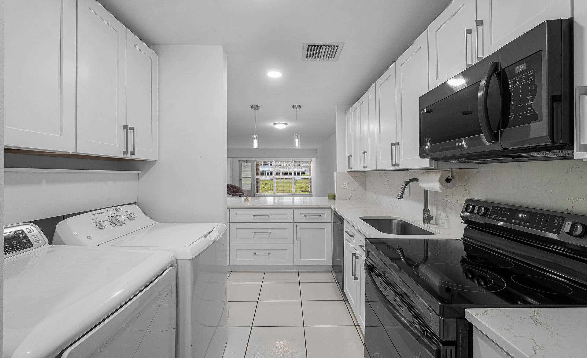 2830 SW 13th Street, #101, Delray Beach, FL 33445 04-2830 SW 13th Street 101