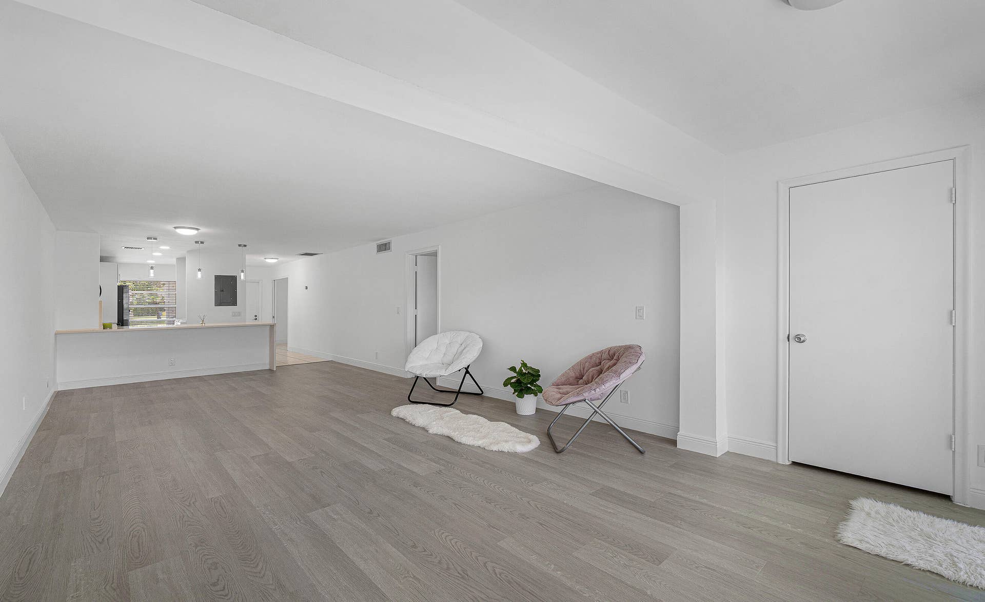 2830 SW 13th Street, #101, Delray Beach, FL 33445 17-2830 SW 13th Street 101