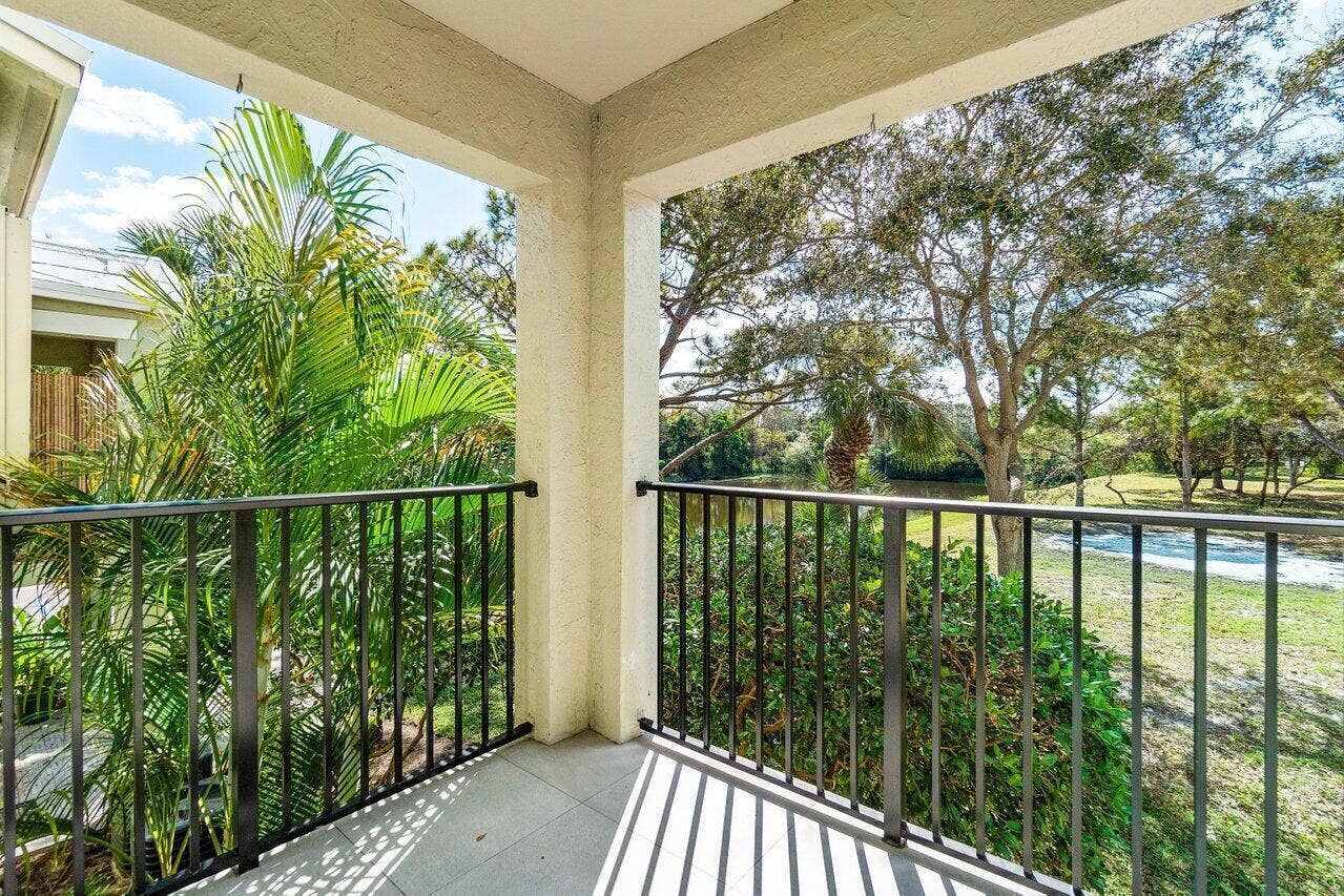 2110 Belmont Place, Boynton Beach, FL 33436 018-2110BelmontPlace-BoyntonBeach-FL-334