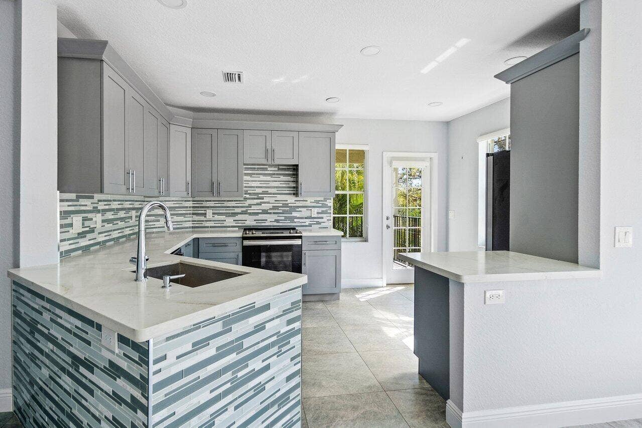 2110 Belmont Place, Boynton Beach, FL 33436 008-2110BelmontPlace-BoyntonBeach-FL-334