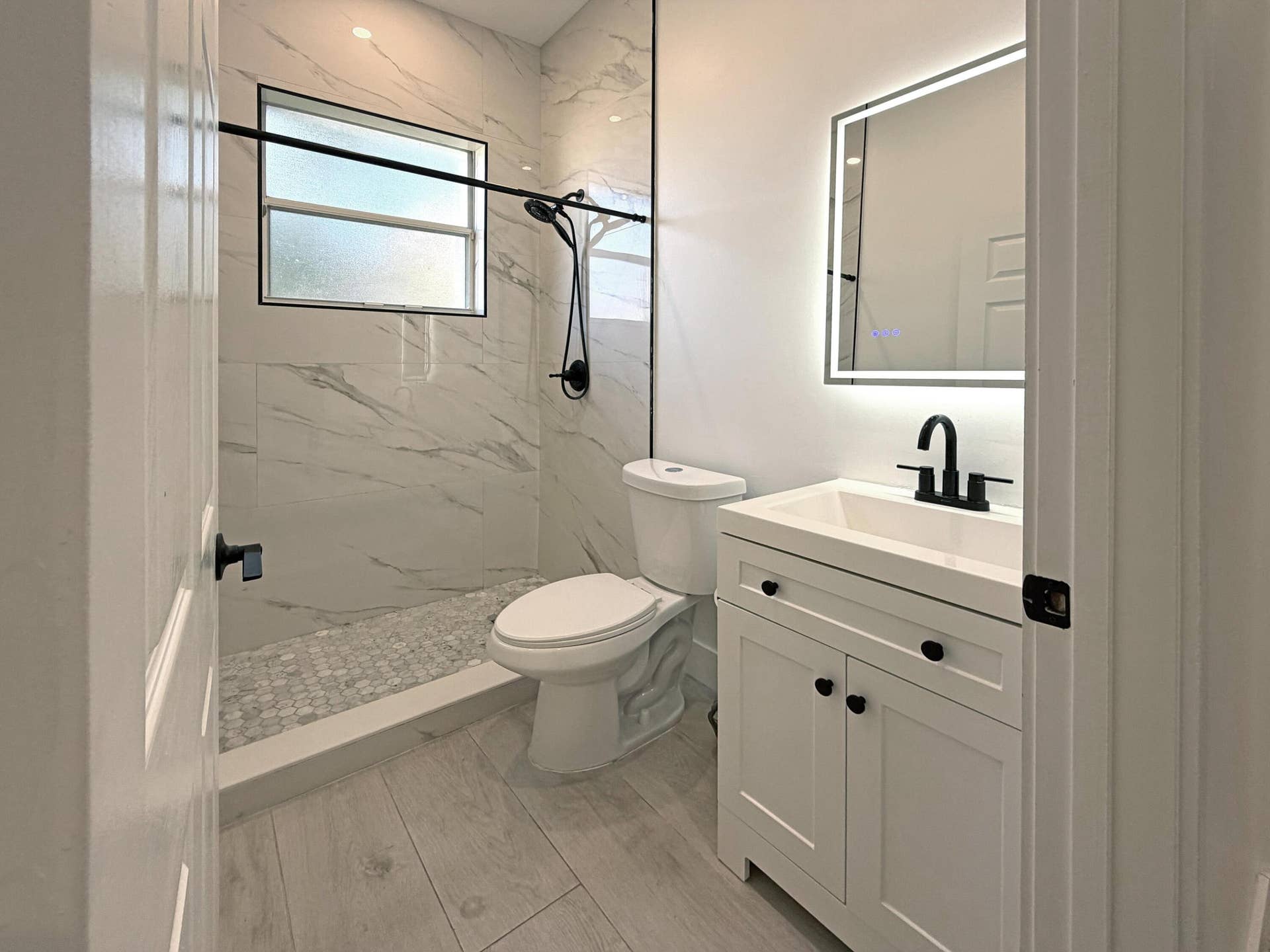 7649 Eagle Point Drive, Delray Beach, FL 33446 Power Room