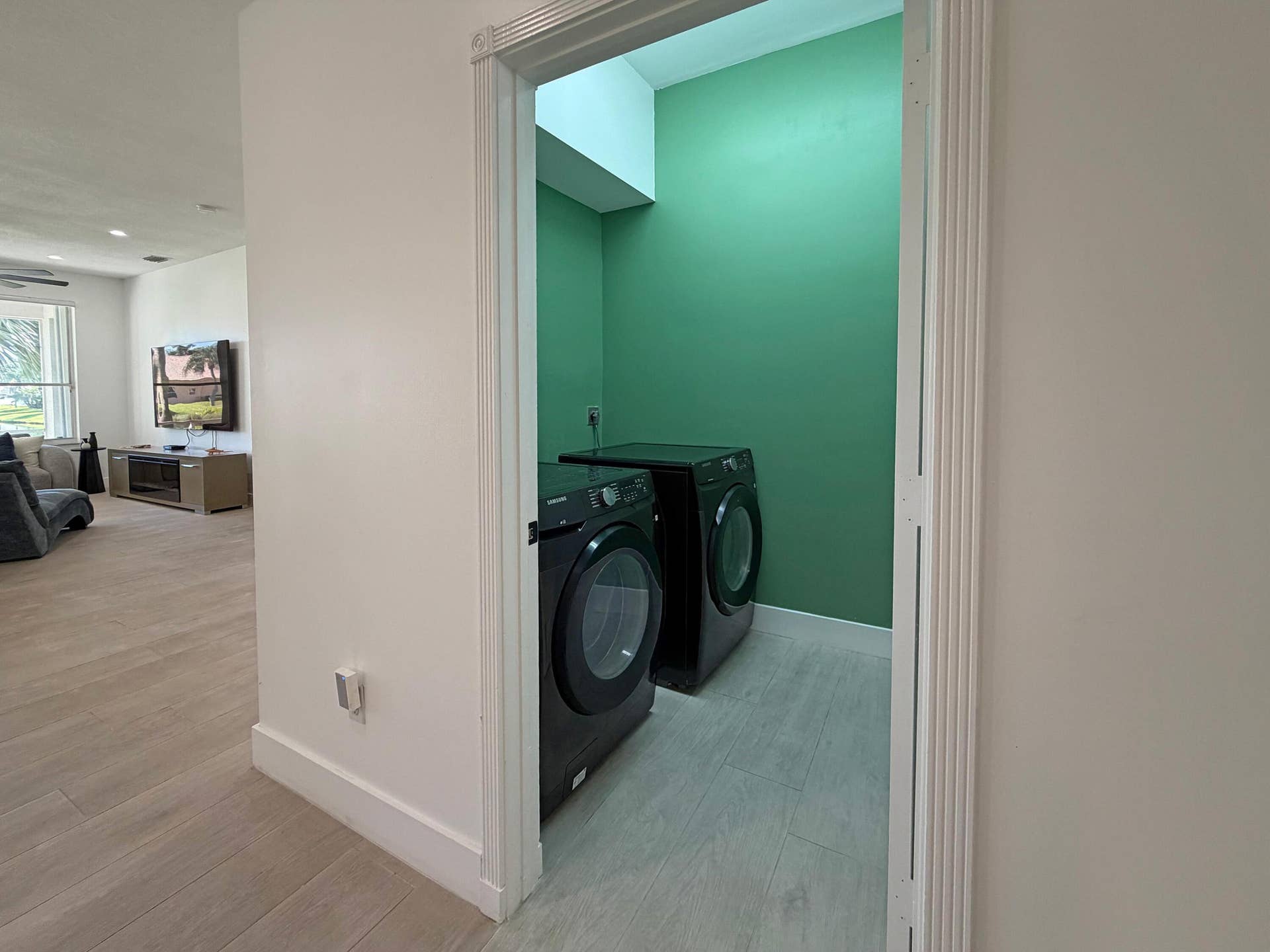 7649 Eagle Point Drive, Delray Beach, FL 33446 Laundry Room