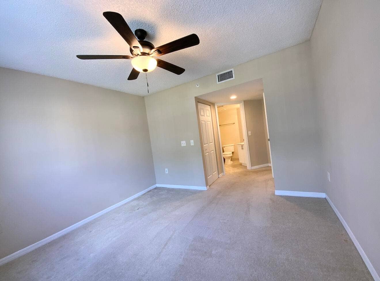 4159 N HAVERHILL Road, #1304, West Palm Beach, FL 33417 IMG_7372
