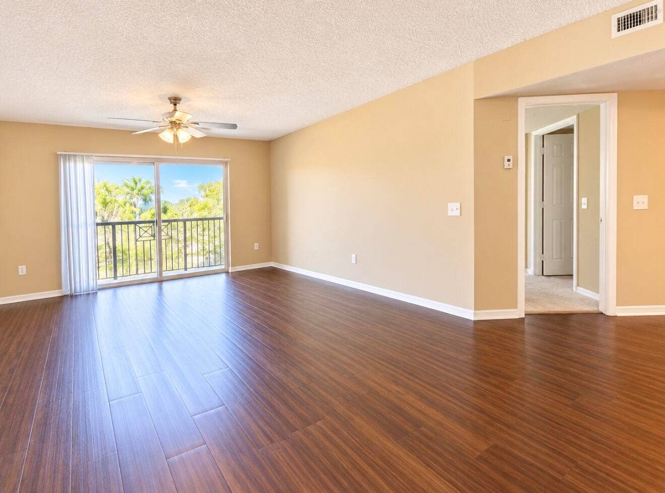 4159 N HAVERHILL Road, #1304, West Palm Beach, FL 33417 IMG_7361