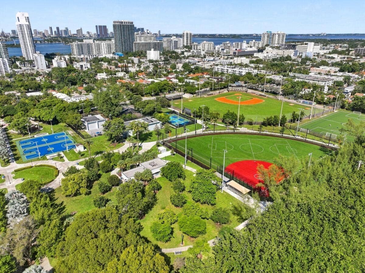 034_003_DJI_20261006111606_0734_D_MLS